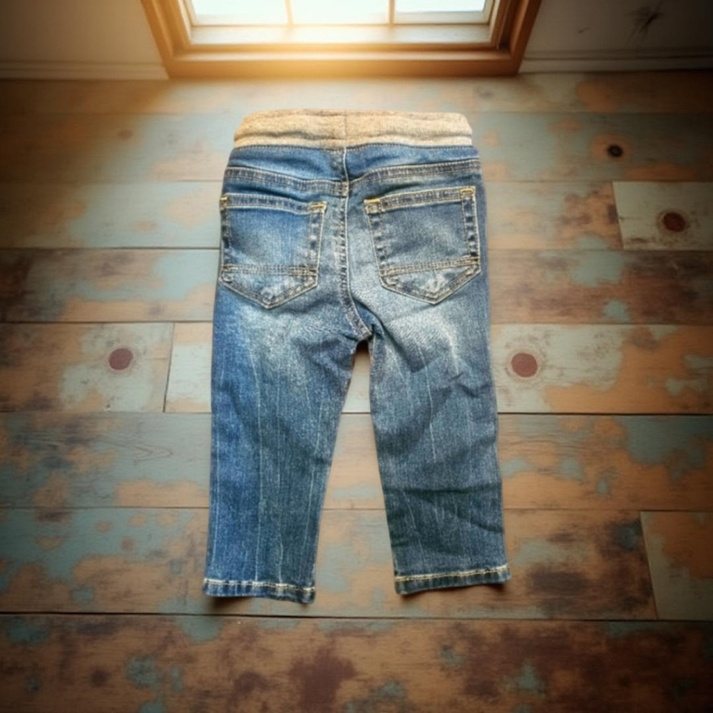 CAT & JACK straight leg jeans. Size 18mnths. EXCELLENT CONDITION! - Picture 3 of 3